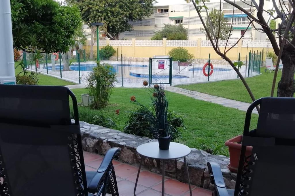 Beautiful Apartment In La Carihuela, Torremolinos Bagian luar foto